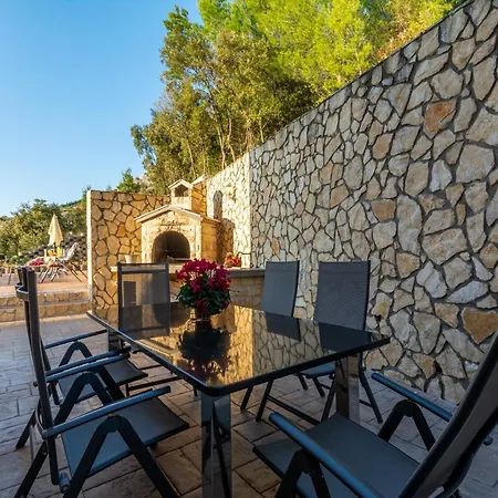 Family-friendly With Swimming Pool - Omis - 18676 Appartamento *